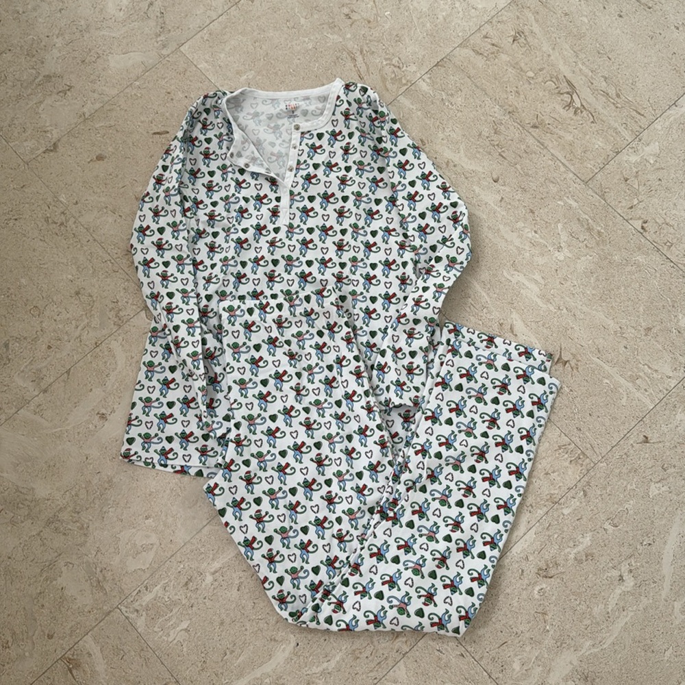 Roller Rabbit Christmas Pajama Set